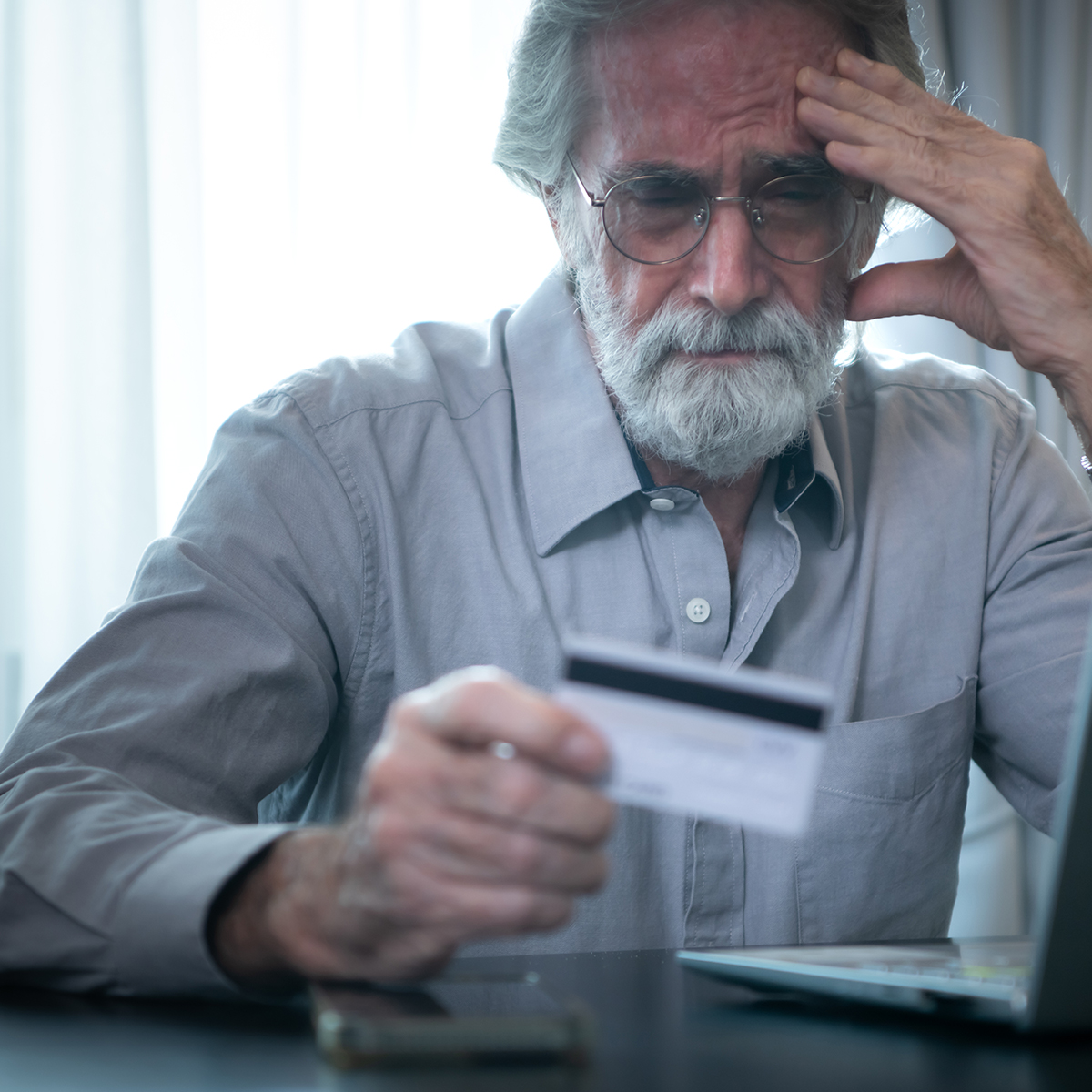 Financial Scams Targeting Seniors: 5 Common Scams and How to Stay Safe